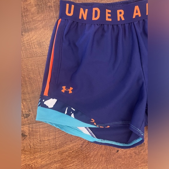 NWT  under Armour play up shorts women XS extra small - Picture 2 of 7
